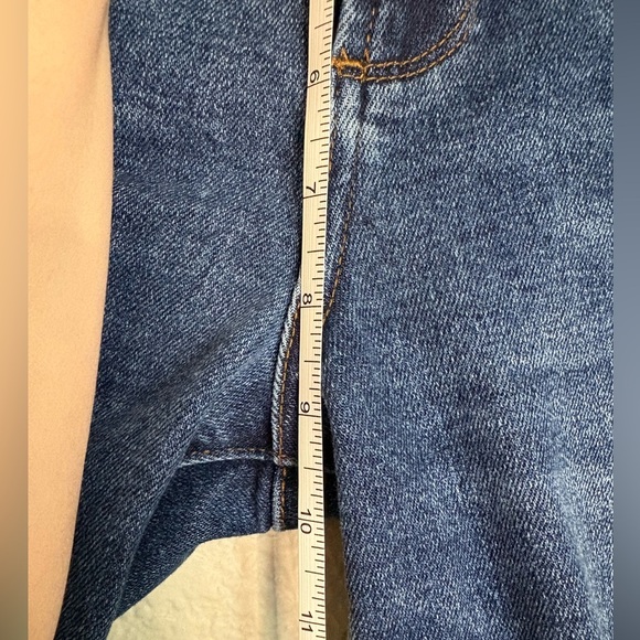 Evereve Women Jean Distressed Hem Medium Dark Wash Size 30 - Picture 5 of 6